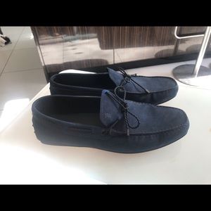 Tod’s navy blue driving shoes never worn